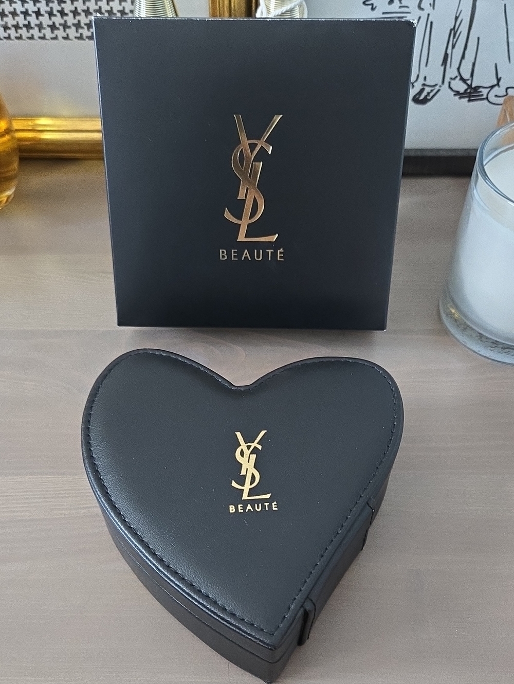 New In Box YVES SAINT LAURENT Beauté Heart-Shaped Vanity Case jewelry box YSL